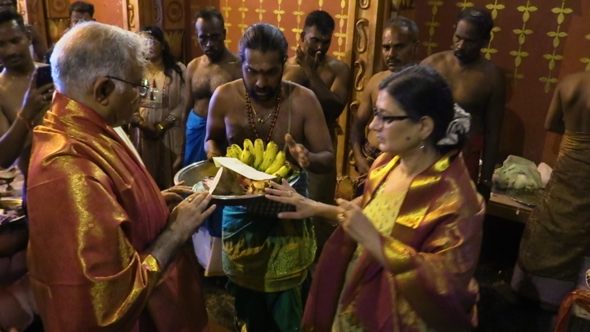நயினாதீவில் குடிநீர் சுத்திகரிப்பு நிலையத்தை திறந்துவைத்த இந்திய தூதுவர்!