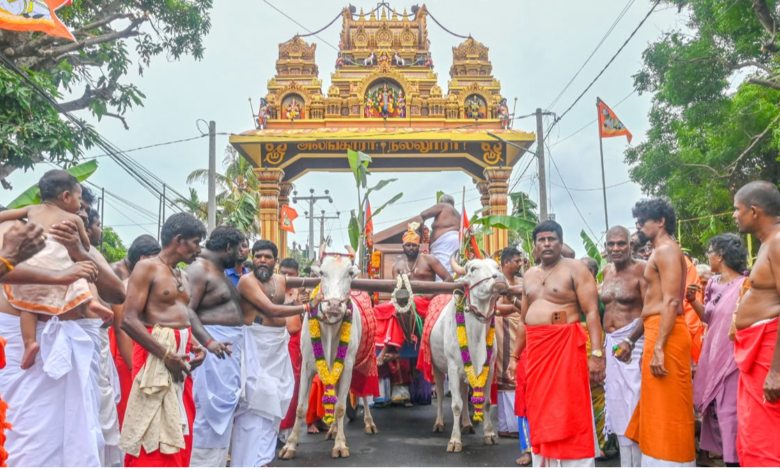 நல்லூரான் வடக்கு வாயில்அலங்கார தோரணை வளைவு திறந்து வைப்பு!